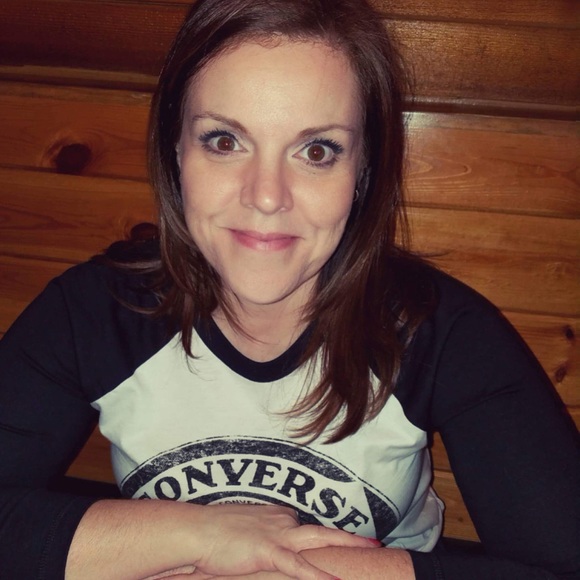 Meet your Posher, Valerie - Picture 2 of 3